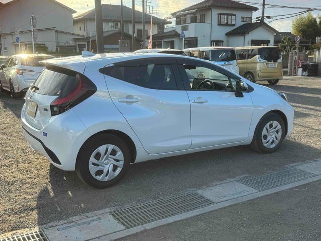 アクア 純正ナビフルセグTV全周囲カメラETCパワーシート前後ドライブレコーダーLEDライトブラインドスポットモニター(16枚目)