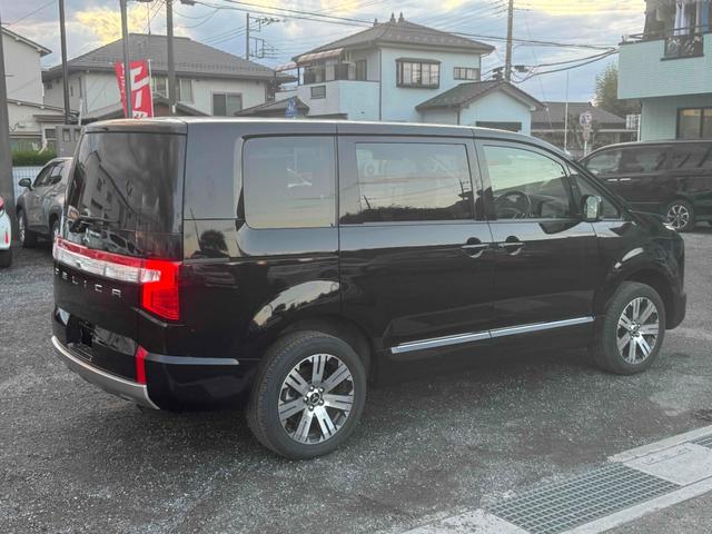 デリカＤ：５ Ｇ　パワーパッケージ　後部座席モニターアルパインナビフルセグＴＶバックカメラＥＴＣパワーバックドアＬＥＤライト純正アルミＥＴＣ両側電動スライドドアＨＤＭＩ端子（17枚目）