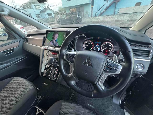 デリカＤ：５ Ｇ　パワーパッケージ　後部座席モニターアルパインナビフルセグＴＶバックカメラＥＴＣパワーバックドアＬＥＤライト純正アルミＥＴＣ両側電動スライドドアＨＤＭＩ端子（25枚目）