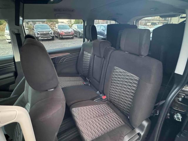 デリカＤ：５ Ｇ　パワーパッケージ　後部座席モニターアルパインナビフルセグＴＶバックカメラＥＴＣパワーバックドアＬＥＤライト純正アルミＥＴＣ両側電動スライドドアＨＤＭＩ端子（31枚目）