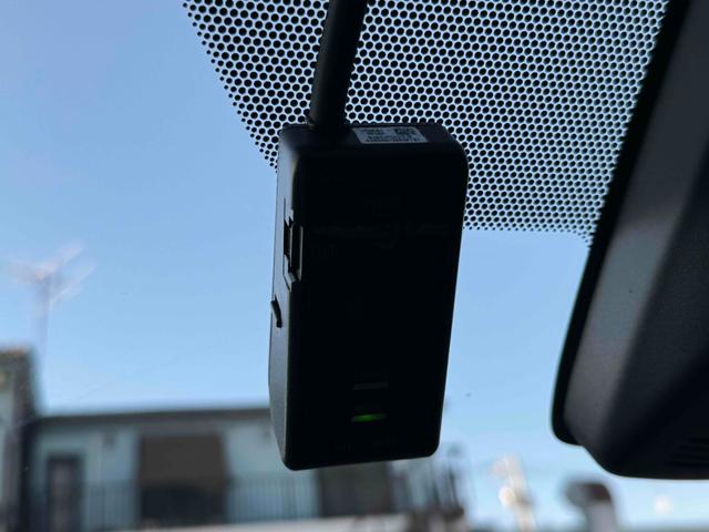 シエンタ Ｇ　モデリスタエアロ純正ナビフルセグＴＶバックカメラＥＴＣ両側電動スライドドア純正アルミＬＥＤライト（9枚目）