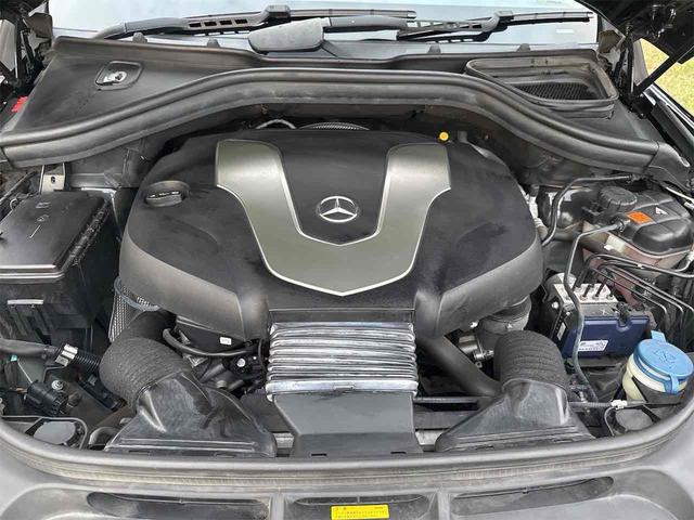 ＧＬＥ ＧＬＥ３５０ｄ　４マチックスポーツ　４ＷＤ　オートクルーズコントロール　ナビ　ヘッドライトウォッシャー　アルミホイール　シートヒーター　ＡＴ　盗難防止システム　ＣＤ　ＡＢＳ　ＥＳＣ　エアコン　パワーステアリング　パワーウィンドウ（19枚目）