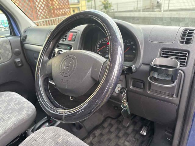 バモス Ｍ　両側スライドドア　ＡＴ　ＣＤ　衝突安全ボディ　エアコン　パワーステアリング（4枚目）