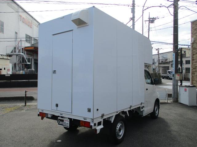 ＤＸ　Ｘエディション　移動販売車　キッチンカー　ケータリングカー　ＢＯＸ自社製作新品未使用　東京都許可対応２槽シンク　２００Ｌ給排水タンク　換気扇　８ナンバー加工車登録　衝突被害軽減ブレーキ　ナビテレビ　ＥＴＣ　ドラレコ(10枚目)