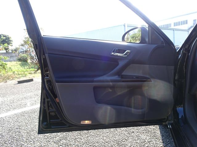 マークＸ ２５０Ｇ　リラックスセレクション・ブラックリミテッド　新品Ｇ’ｓ仕様フロントエアロバンパー／新品ファイバースモール＆シーケンシャルウィンカー仕様ヘッド＆テールライト／新品２０インチホイール＆タイヤ／ローダウン／バックカメラ／Ｂｌｕｅｔｏｏｔｈオーディオ（32枚目）