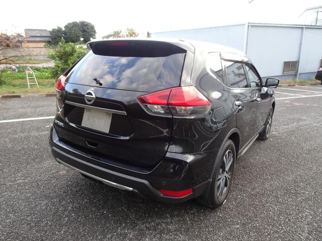 エクストレイル ２０Ｘ　切り替え式４ＷＤ／純正９インチナビＴＶ／アラウンドビューモニター／デジタルインナーミラー／Ｂｌｕｅｔｏｏｔｈオーディオ／バックカメラ／ビルトインＥＴＣ／パワーバックドア（11枚目）