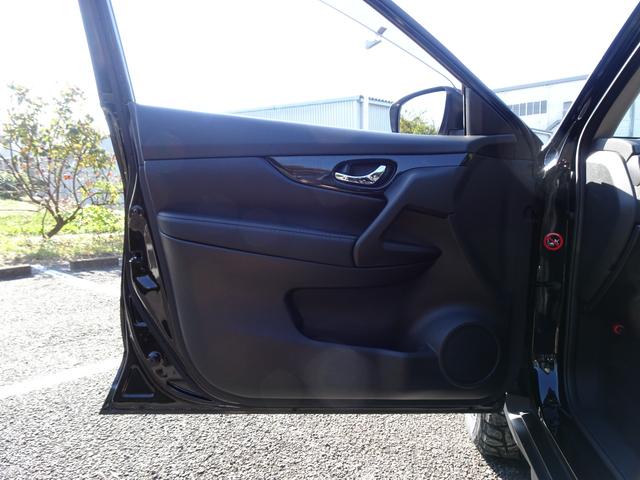 エクストレイル ２０Ｘ　切り替え式４ＷＤ／新品マークレスグリル／新品ホワイトレター１８インチタイヤ＆１８インチＡＷ／カロッツェリアナビＴＶ／バックカメラ／Ｂｌｕｅｔｏｏｔｈオーディオ／パワーバックドア（25枚目）