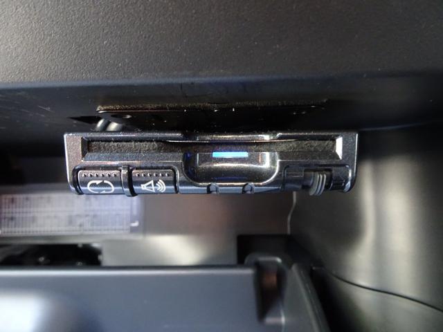 エクストレイル ２０Ｘ　切り替え式４ＷＤ／新品マークレスグリル／新品ホワイトレター１８インチタイヤ＆１８インチＡＷ／カロッツェリアナビＴＶ／バックカメラ／Ｂｌｕｅｔｏｏｔｈオーディオ／パワーバックドア（27枚目）