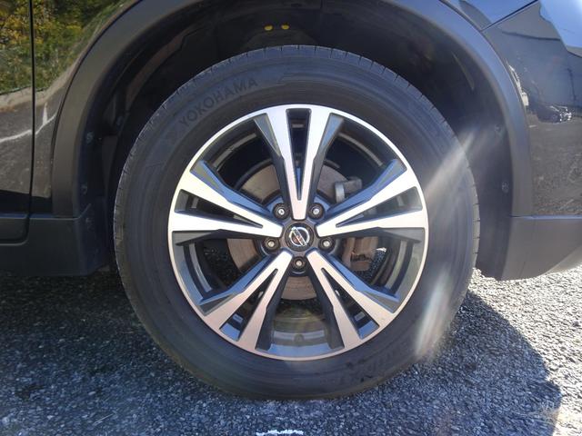 エクストレイル ２０Ｘ　切り替え式４ＷＤ／純正９インチナビＴＶ／アラウンドビューモニター／Ｂｌｕｅｔｏｏｔｈオーディオ／バックカメラ／ビルトインＥＴＣ／ルーフレール／パワーバックドア（13枚目）