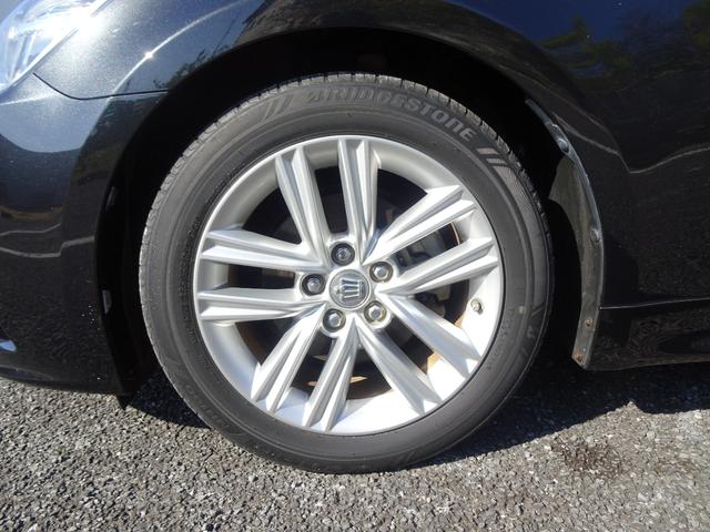 クラウンハイブリッド アスリートＳ　黒革シート／パワーシート／シートクーラー＆ヒーター／ステアリングヒーター／クルーズコントロール／ビルトインＥＴＣ／純正ナビ＆バックカメラ／地デジ／Ｂｌｕｅｔｏｏｔｈオーディオ（15枚目）