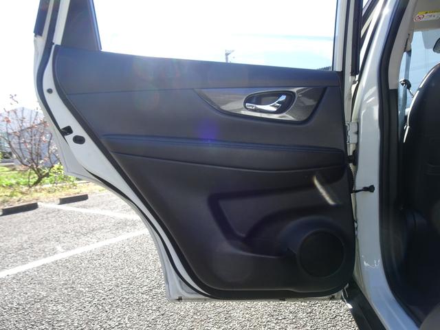 エクストレイル 20X エマージェンシーブレーキパッケージ 新品マークレスグリル/新品後期仕様テール/新品ホワイトレター18インチタイヤ&新品18インチAW/Bluetoothオーディオ/パナソニックナビTV/ビルトインETC/バックカメラ/シートヒーター(29枚目)