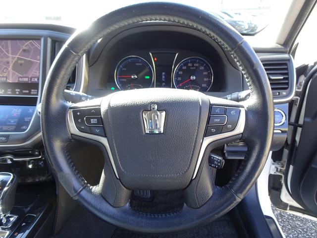 クラウンハイブリッド アスリートＳ　パワーシート／シートヒーター／ステアリングヒーター／クルーズコントロール／ビルトインＥＴＣ／純正ナビＴＶ＆バックカメラ／Ｂｌｕｅｔｏｏｔｈオーディオ（33枚目）