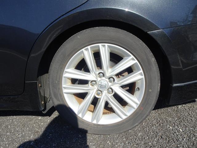 クラウンハイブリッド アスリートS 黒革パワーシート/シートクーラー&ヒーター/クリアランスソナー/プリクラッシュS/レーダークルーズ/アラウンドビューモニター/ビルトインETC/純正ナビ&Bカメラ/地デジ/Bluetoothオーディオ(16枚目)