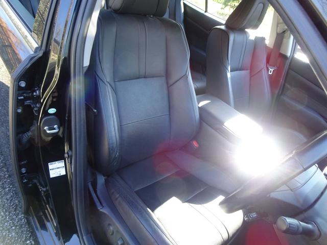 クラウンハイブリッド アスリートS 黒革パワーシート/シートクーラー&ヒーター/クリアランスソナー/プリクラッシュS/レーダークルーズ/アラウンドビューモニター/ビルトインETC/純正ナビ&Bカメラ/地デジ/Bluetoothオーディオ(19枚目)