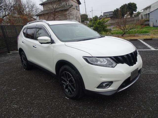 エクストレイル ２０Ｘｔ　エマージェンシーブレーキパッケージ　切り替え式４ＷＤ／新品マークレスグリル／新品１７インチホイール／Ｂｌｕｅｔｏｏｔｈオーディオ／アラウンドビューモニター／純正ナビ／バックカメラ／シートヒーター／ルーフレール（10枚目）