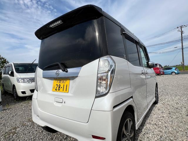 デイズルークス ハイウェイスター　ターボ　ナビ　ＴＶ　ＥＴＣ　禁煙車　キーレス　スマートキー　　　　　　　　　　　　　　　　　　　　　　　　　　フロントカメラ　サイドカメ　ラ　バックカメラ（7枚目）