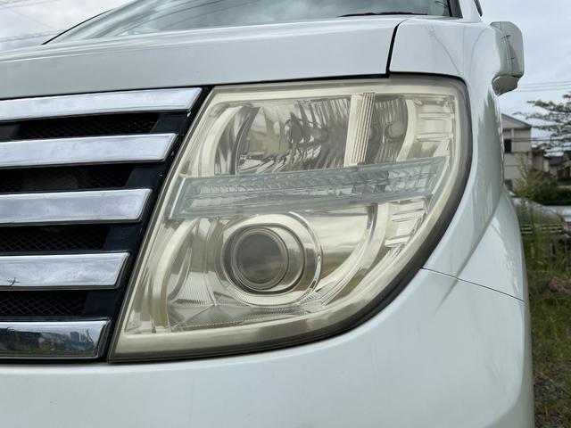 エルグランド ハイウェイスター　プレミアムナビエディション　オ－クション初出品、社外ナビ　ＴＶフルセグ　バックカメラ　　　　両側電動スライドドア　社外　１９インチアルミ　社外ドライブレコーダー　禁煙車　ＥＴＣ（40枚目）