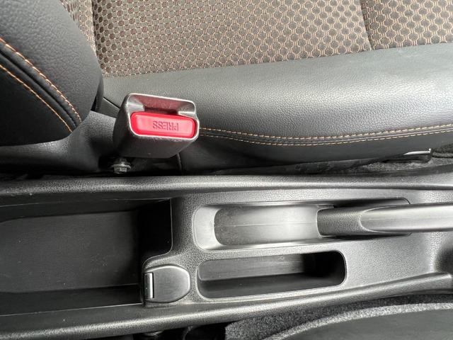 ノート メダリスト ナビ TV ETC 禁煙車 サイドカメラ バックカメラ ワンオーナー Bluetooth接続 キーレス スマートキー(18枚目)