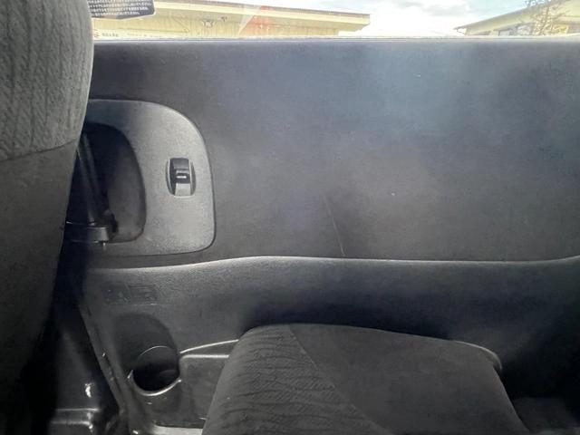 セレナ 20S Vセレクション ナビ TV ETC スマートキー 両側電動スライドドア 禁煙車 定期点検記録簿(44枚目)