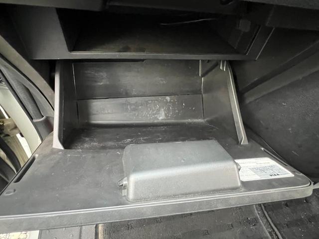 セレナ 20S Vセレクション ナビ TV ETC スマートキー 両側電動スライドドア 禁煙車 定期点検記録簿(62枚目)