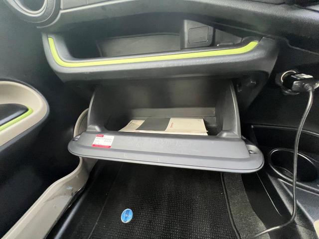 アクア S ナビ TV ETC バックカメラ スマートキー  ドライブレコーダー前後 禁煙車(62枚目)