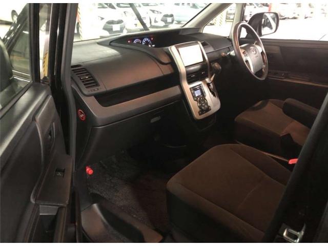 ヴォクシー X Lエディション ナビ TV バックカメラ ETC ワンオーナー 両側パワースライドドア 社外アルミホイール 禁煙車(8枚目)