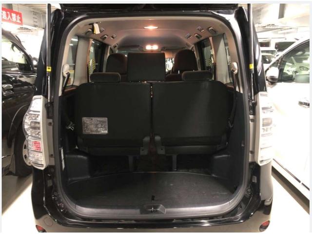 ヴォクシー X Lエディション ナビ TV バックカメラ ETC ワンオーナー 両側パワースライドドア 社外アルミホイール 禁煙車(11枚目)