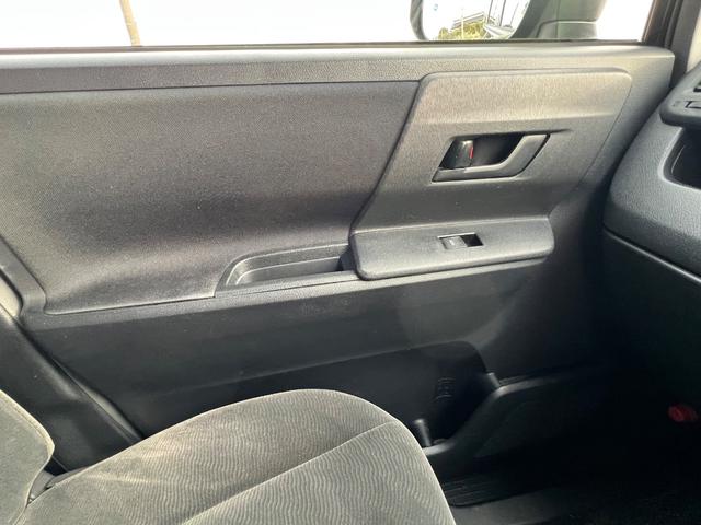 ヴォクシー X Lエディション ナビ TV バックカメラ ETC ワンオーナー 両側パワースライドドア 社外アルミホイール 禁煙車(21枚目)