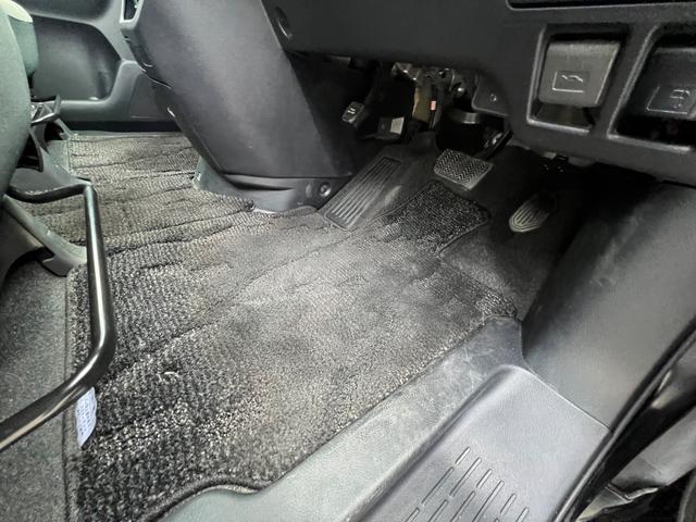 ヴォクシー X Lエディション ナビ TV バックカメラ ETC ワンオーナー 両側パワースライドドア 社外アルミホイール 禁煙車(57枚目)