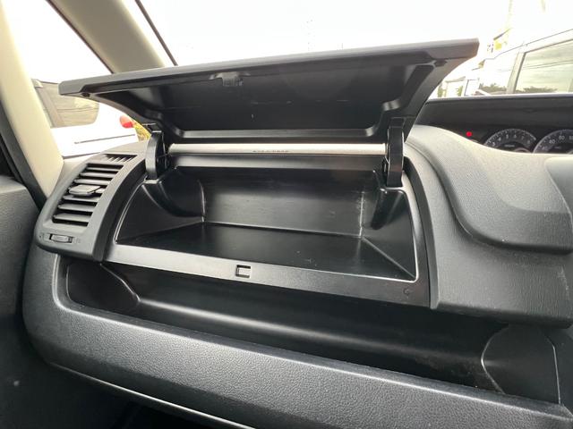 ヴォクシー X Lエディション ナビ TV バックカメラ ETC ワンオーナー 両側パワースライドドア 社外アルミホイール 禁煙車(75枚目)