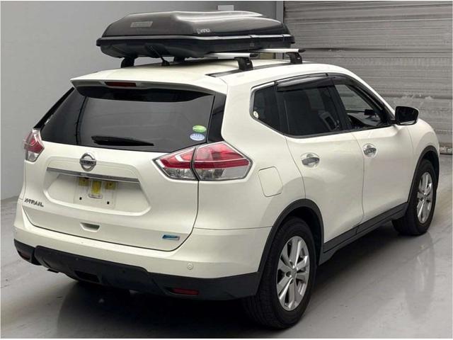 エクストレイル ２０Ｘ　ワンオーナーナビ　ＴＶ　ＥＴＣ　バックカメラ　禁煙車　シートヒータースマートキーアルミホイール　　ルーフキャリア　ＢＯＸ　車検２年込み（4枚目）