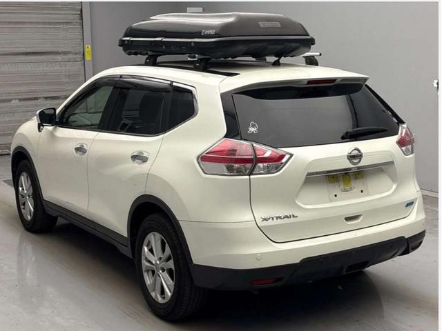 エクストレイル ２０Ｘ　ワンオーナーナビ　ＴＶ　ＥＴＣ　バックカメラ　禁煙車　シートヒータースマートキーアルミホイール　　ルーフキャリア　ＢＯＸ　車検２年込み（5枚目）