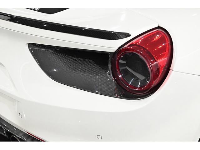 ４８８ＧＴＢ ベースグレード　正規Ｄ車　カーボンエアロ　Ｆ／Ｓ／Ｒ／Ｒスポイラー／Ｓダクト／エンジンカバー　ブリリアント可変マフラー　ハイパーフォージド２１／２２ＡＷ　Ｆリフティング　カーボンドライバーゾーン／ドア内張パネル（16枚目）
