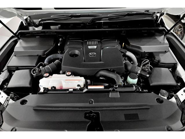 ランドクルーザー ＧＲスポーツ　１オーナー　ＪＢＬ　リアエンターテイメント　クールＢＯＸ　４ＷＤ　Ｄ記録簿Ｒ６　赤黒コンビレザー　３６０度カメラ　電動デフロック　ＧＲ専用１８ＡＷ／ロゴ入りシート　ＳＲ　ルーフレール　純正ナビ　地デジ（21枚目）