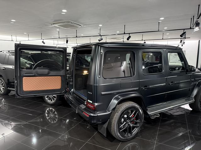Ｇクラス Ｇ６３　新車未使用車　外装色マグノナイトブラック　マヌファクトゥーアプログラムプラス　ＡＭＧナイトパッケージ　ＡＭＧ２１ＡＷ（25枚目）
