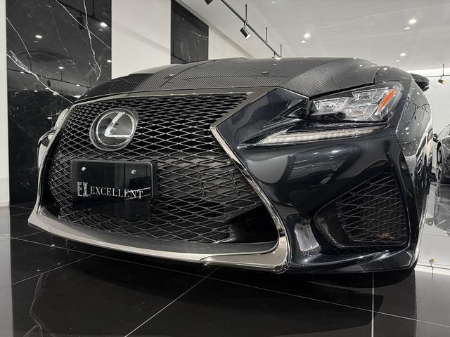 ＲＣ Ｆ カーボンエクステリアパッケージ　白革　レクサスセーフティシステムプラス　ＯＰ１９インチホイール　オレンジキャリパー　可変式リアスポイラー　カーボンインテリア　三眼ＬＥＤヘッドライト　シートヒーター／シートクーラー　ドライブレコーダー（13枚目）