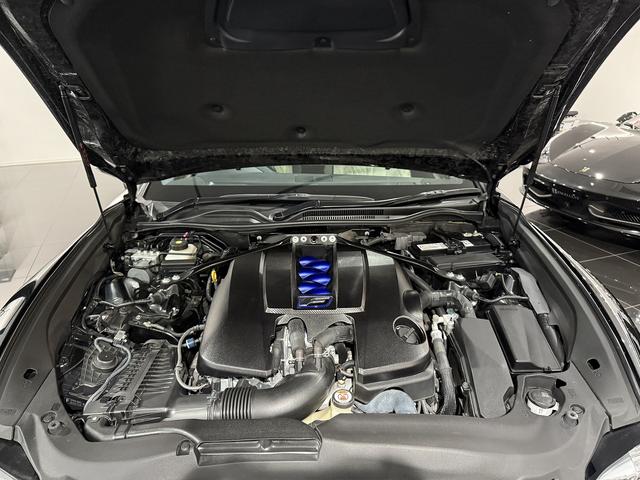 ＲＣ Ｆ カーボンエクステリアパッケージ　白革　レクサスセーフティシステムプラス　ＯＰ１９インチホイール　オレンジキャリパー　可変式リアスポイラー　カーボンインテリア　三眼ＬＥＤヘッドライト　シートヒーター／シートクーラー　ドライブレコーダー（31枚目）