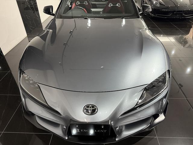 スープラ ＳＺ－Ｒ　３５周年記念特別仕様車　３５台限定　１オーナー　ブラック×レッドハーフレザー　ＪＢＬ　３５周年専用鍛造ブラック１９ＡＷ　レッドキャリパー　カーボンインテリア　パドルシフト　シートヒーター　ＨＵＤ（19枚目）