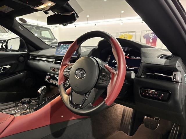 スープラ ＳＺ－Ｒ　３５周年記念特別仕様車　３５台限定　１オーナー　ブラック×レッドハーフレザー　ＪＢＬ　３５周年専用鍛造ブラック１９ＡＷ　レッドキャリパー　カーボンインテリア　パドルシフト　シートヒーター　ＨＵＤ（38枚目）