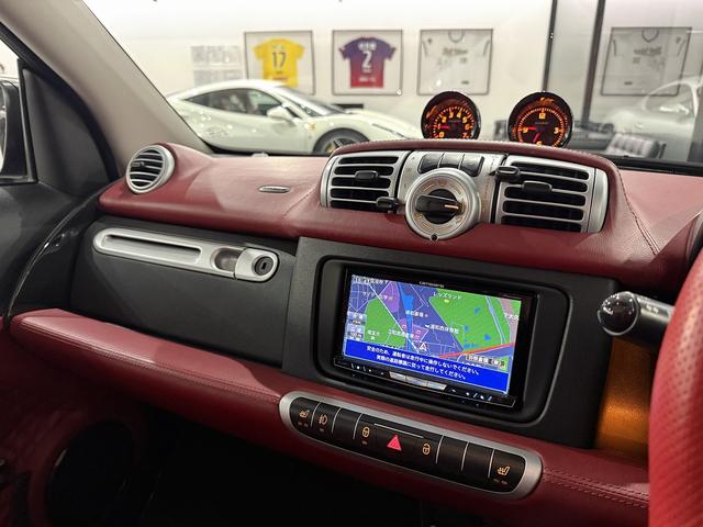 スマートフォーツーカブリオ BRABUS エクスクルーシブ ED テーラーメイド 記録簿 ディーラー車 80台限定車 赤幌 レッドレザーシート右H 5速AT ブラバス16/17インチAW ナビ TV Bカメラ(19枚目)