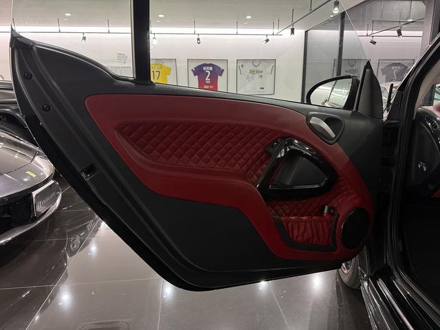 スマートフォーツーカブリオ BRABUS エクスクルーシブ ED テーラーメイド 記録簿 ディーラー車 80台限定車 赤幌 レッドレザーシート右H 5速AT ブラバス16/17インチAW ナビ TV Bカメラ(28枚目)