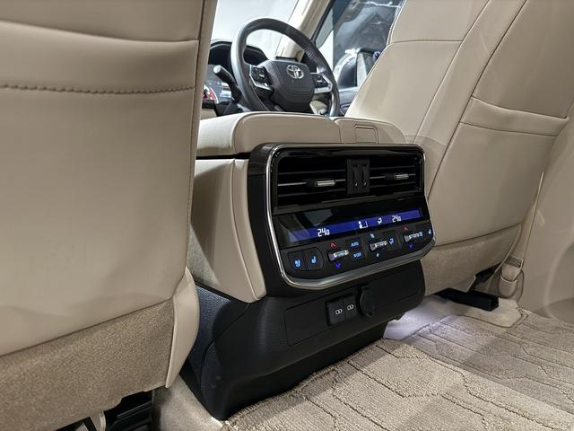 ランドクルーザー ZX 1オーナー モデリスタエアロ/リアスポイラー モデリスタ21AW JBLサウンド ベージュレザー 電動リアデフロック HUD サンルーフ 純正ナビ 前後ドラレコ GPSレーダー(18枚目)