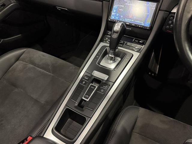 ボクスター ボクスターＳ　純正２０ＡＷ　レッドキャリパー　ＨＩＤライト　ブラックハーフレザーシート　シートヒーター　電動格納ミラー　スポーツステアリング　パドルシフト　純正ナビ　ＴＶ　バックカメラ　ドラレコ　ＧＰＳレーダー（8枚目）