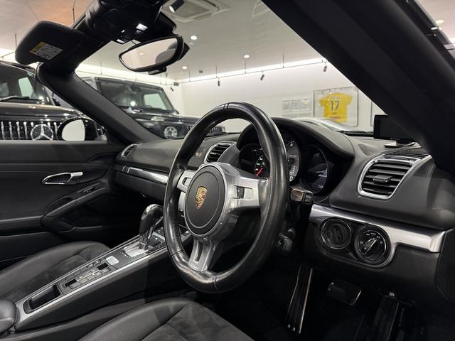 ボクスター ボクスターＳ　純正２０ＡＷ　レッドキャリパー　ＨＩＤライト　ブラックハーフレザーシート　シートヒーター　電動格納ミラー　スポーツステアリング　パドルシフト　純正ナビ　ＴＶ　バックカメラ　ドラレコ　ＧＰＳレーダー（16枚目）