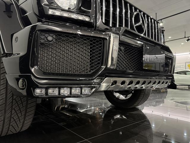 Gクラス G63 デジーノエクスクルーシブインテリアPKG 左H エアロパーツ フロントリップ/アンダーガード/リアスポイラー パナメリカーナグリル 純正21AW ブラックウィンカー 可変マフラー ハーマンカードン(14枚目)
