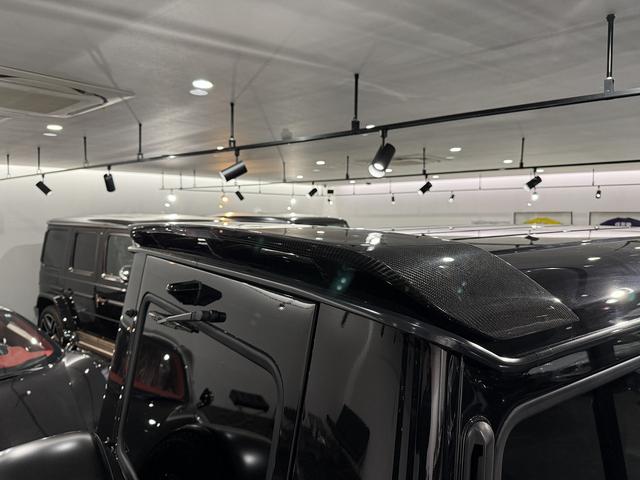 Gクラス G63 デジーノエクスクルーシブインテリアPKG 左H エアロパーツ フロントリップ/アンダーガード/リアスポイラー パナメリカーナグリル 純正21AW ブラックウィンカー 可変マフラー ハーマンカードン(16枚目)
