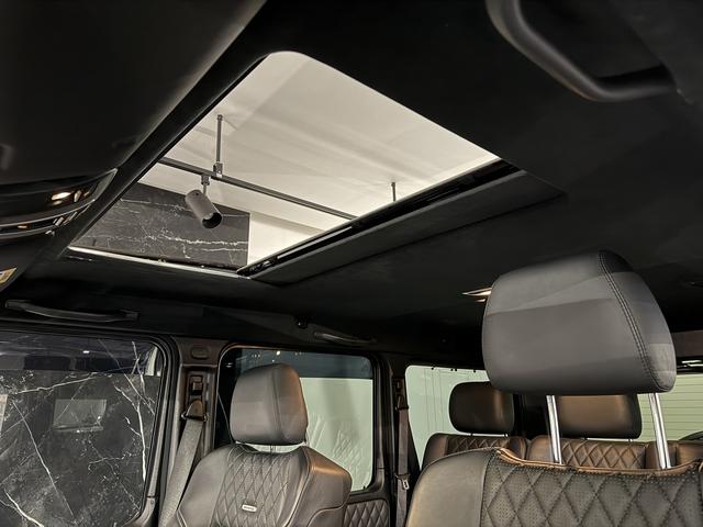 Gクラス G63 デジーノエクスクルーシブインテリアPKG 左H エアロパーツ フロントリップ/アンダーガード/リアスポイラー パナメリカーナグリル 純正21AW ブラックウィンカー 可変マフラー ハーマンカードン(19枚目)