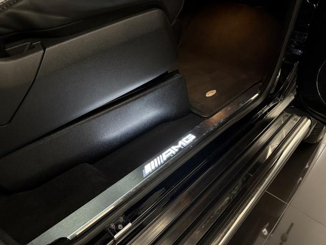 Gクラス G63 デジーノエクスクルーシブインテリアPKG 左H エアロパーツ フロントリップ/アンダーガード/リアスポイラー パナメリカーナグリル 純正21AW ブラックウィンカー 可変マフラー ハーマンカードン(26枚目)