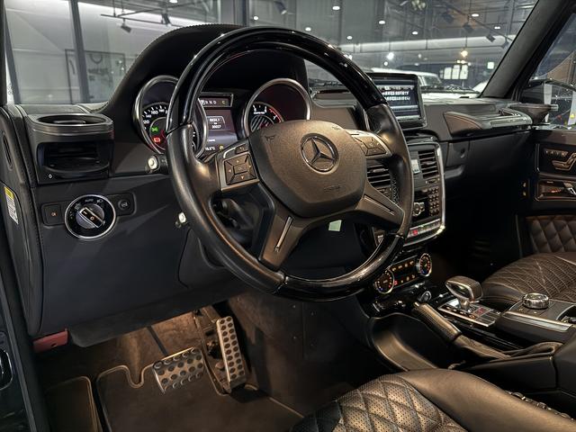 Gクラス G63 デジーノエクスクルーシブインテリアPKG 左H エアロパーツ フロントリップ/アンダーガード/リアスポイラー パナメリカーナグリル 純正21AW ブラックウィンカー 可変マフラー ハーマンカードン(28枚目)