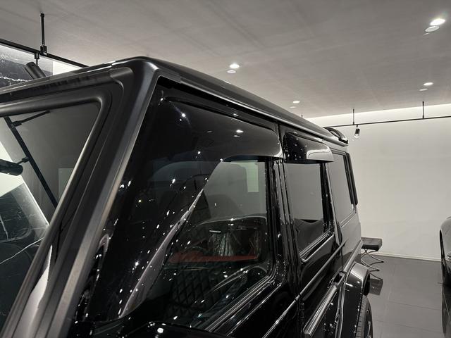 Gクラス G63 デジーノエクスクルーシブインテリアPKG 左H エアロパーツ フロントリップ/アンダーガード/リアスポイラー パナメリカーナグリル 純正21AW ブラックウィンカー 可変マフラー ハーマンカードン(32枚目)